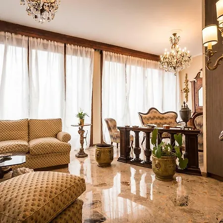 Holiday home Ferrhouse Charm In Two Lifts Florence