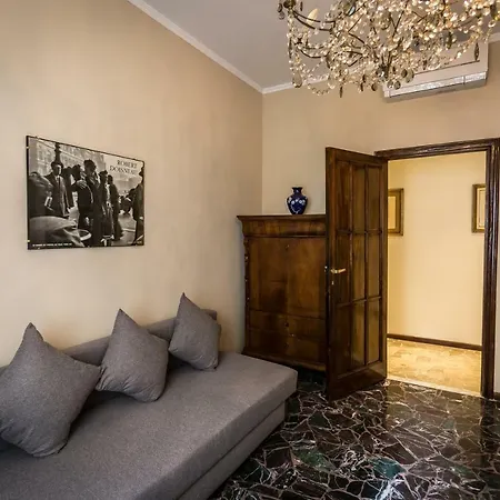Holiday home Ferrhouse Charm In Two Lifts Florence